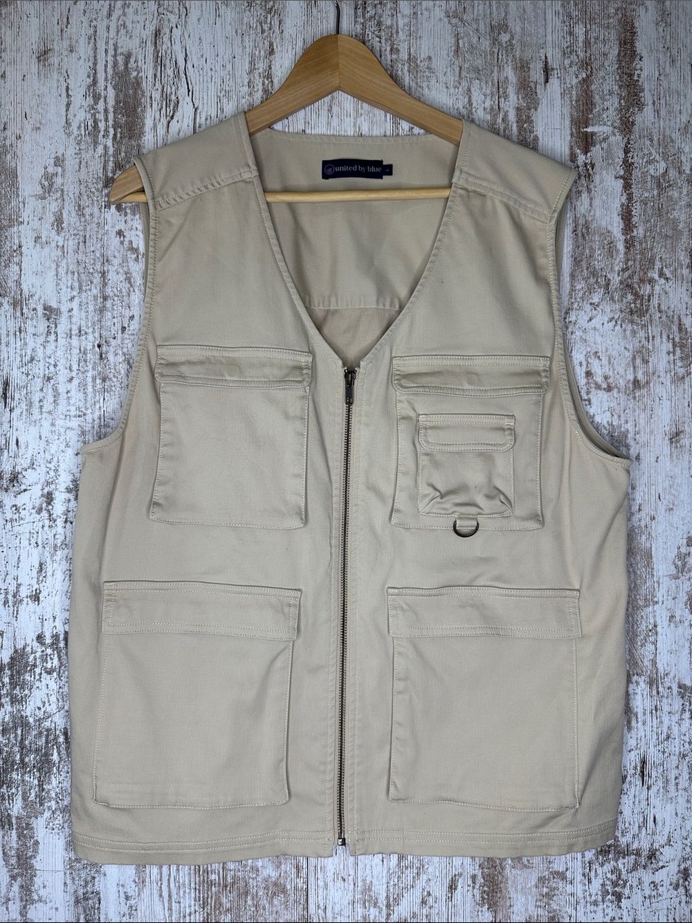 United By Blue Men's Khaki Multi-Pocket Outdoor Utility Vest Men’s Sz L